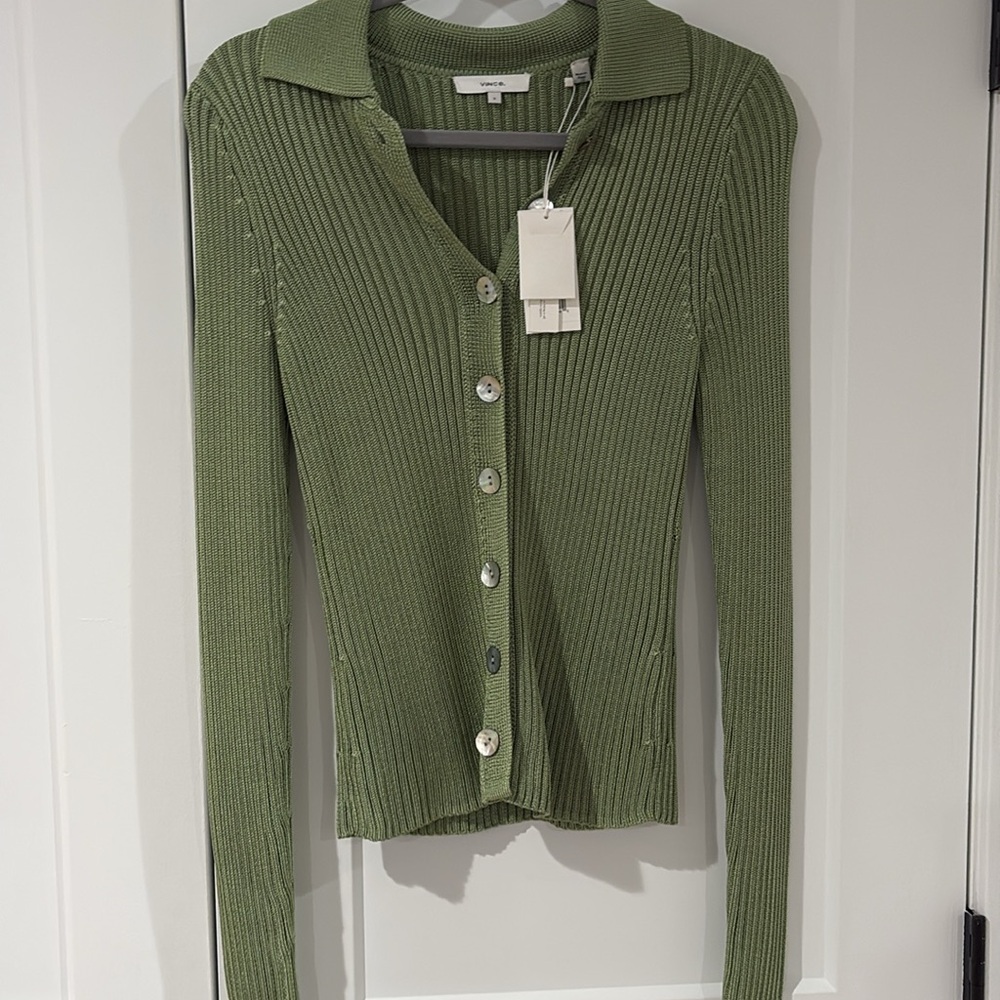 New with tags women’s Vince green size small